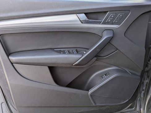 Used 2018 Audi Q5 Premium image 9