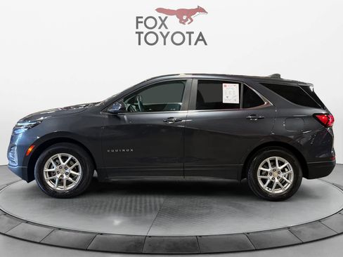 Used 2023 Chevrolet Equinox LT image 3