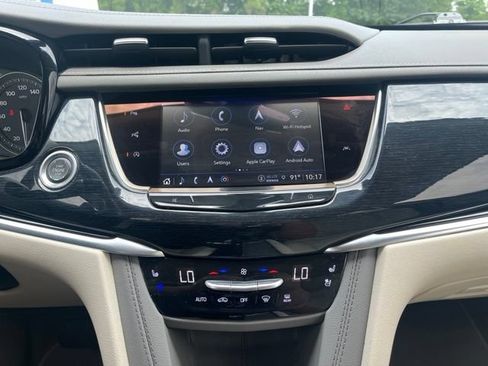 Used 2024 Cadillac XT6 Premium Luxury w/ Technology Package AWD/4WD image 13