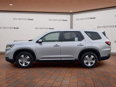 Certified 2023 Honda Pilot EX-L image 13
