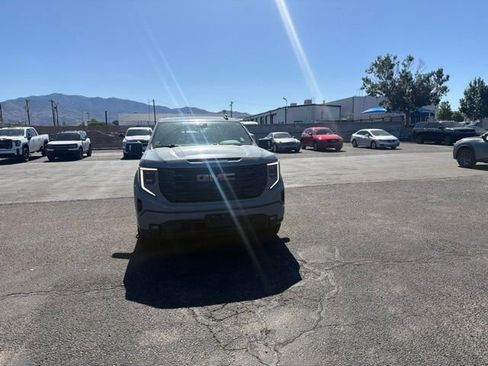 Used 2024 GMC Sierra 1500 Elevation w/ Elevation Premium Package AWD/4WD image 8