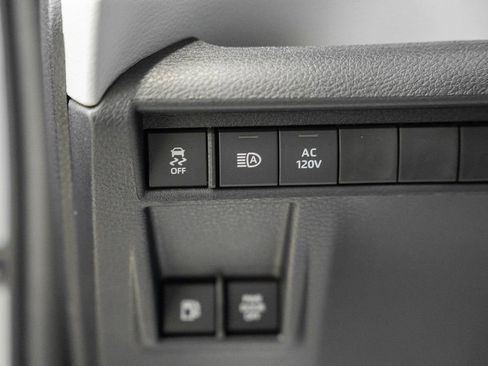 New 2026 Toyota Sienna XLE FWD image 44
