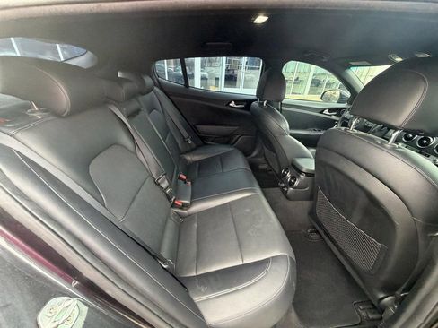Used 2021 Kia Stinger GT-Line image 12