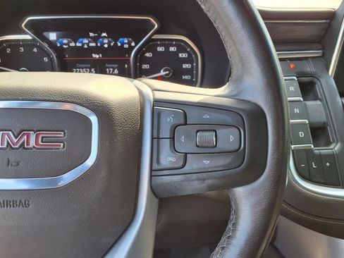 Used 2021 GMC Yukon SLT w/ SLT Luxury Plus Package image 12