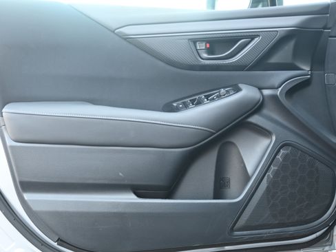 Certified 2025 Subaru Outback w/ Popular Package #1A image 14