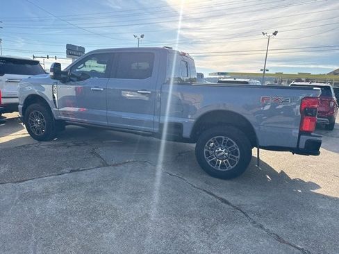 Certified 2025 Ford F350 Platinum w/ Platinum Plus Package image 2