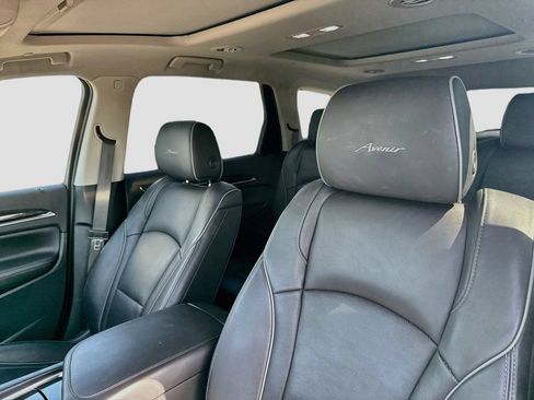 Used 2020 Buick Enclave Avenir w/ Avenir Technology Package FWD image 13