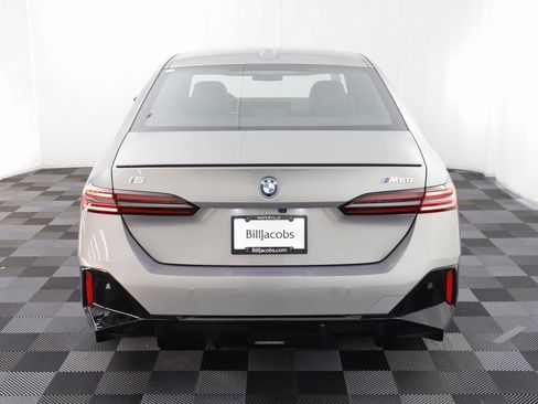 Certified 2025 BMW i5 M60 w/ Premium Package image 17