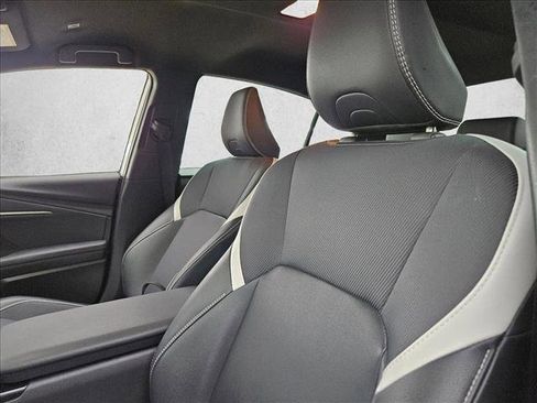 Used 2025 Toyota Camry SE image 19