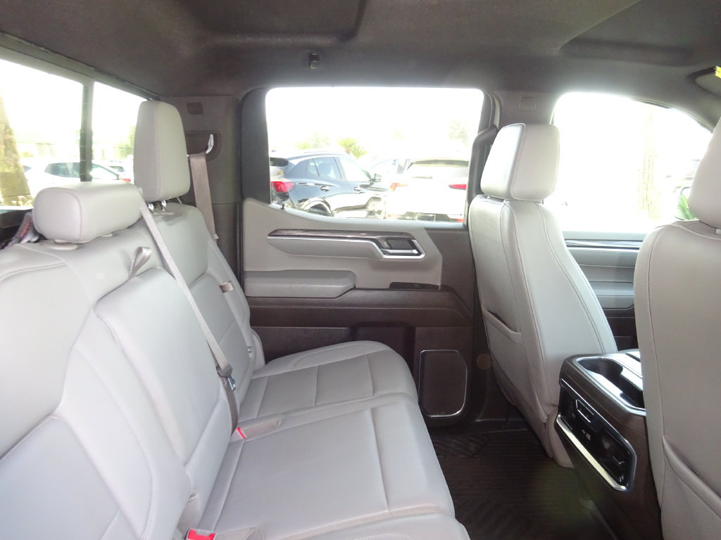 Certified 2022 Chevrolet Silverado 1500 LTZ AWD/4WD image 23