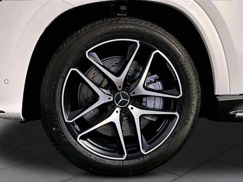 New 2026 Mercedes-Benz GLE 53 AMG 4MATIC Coupe image 17