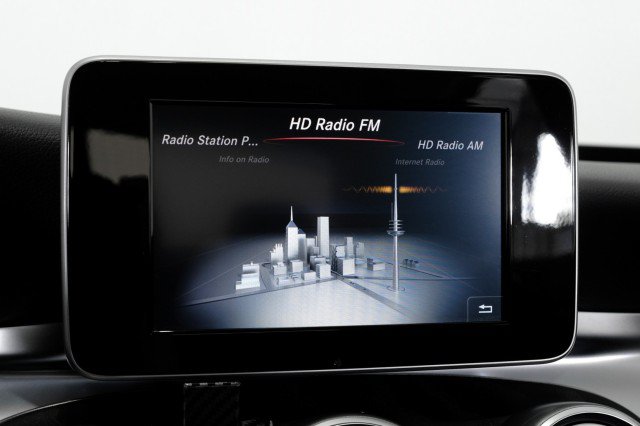 Used 2017 Mercedes-Benz C 300 Sedan image 30