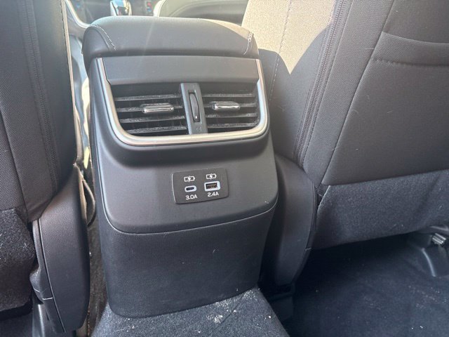 Used 2024 Subaru Outback Premium AWD/4WD image 15