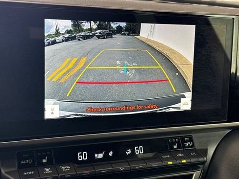 Used 2025 Toyota Camry XSE FWD image 15