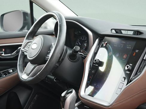 Used 2020 Subaru Outback Touring XT AWD/4WD image 14