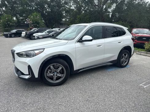 Used 2025 BMW X1 xDrive28i AWD/4WD image 4