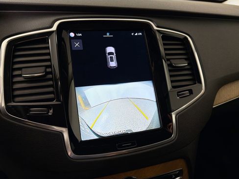Certified 2023 Volvo XC90 B5 Plus w/ Protection Package Premier image 14