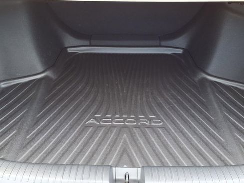 Certified 2025 Honda Accord LX image 10