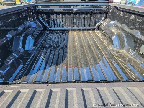 New 2026 GMC Canyon AT4 w/ AT4 Premium Package image 16