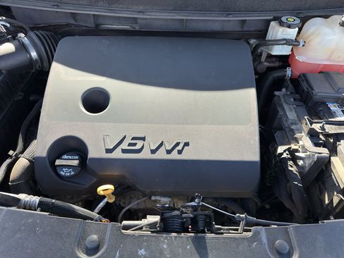 Used 2020 Chevrolet Traverse LT w/ LT Premium Package image 38