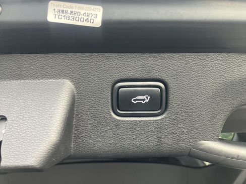 Used 2023 Kia Sportage X-Line w/ X-Line Premium Package AWD/4WD image 13