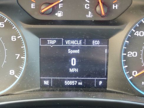 Used 2018 Chevrolet Equinox LT AWD/4WD image 46