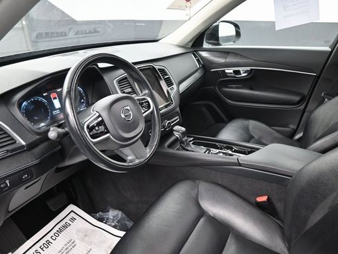 Used 2020 Volvo XC90 T5 Momentum image 27