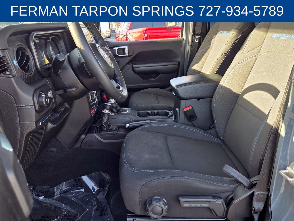 Used 2024 Jeep Wrangler Unlimited Rubicon 4xe AWD/4WD image 13