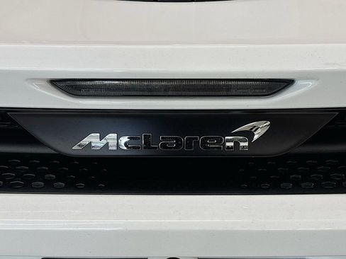 Used 2023 McLaren GT image 26