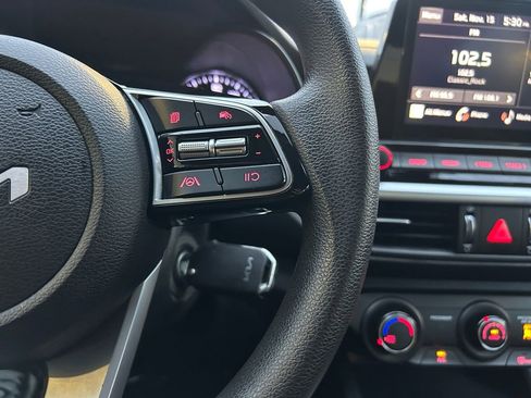 Used 2024 Kia Forte LXS image 18