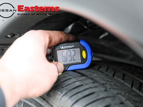 Used 2022 Nissan Rogue SL image 27