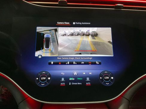 Used 2024 Mercedes-Benz EQE 500 4MATIC Sedan image 27