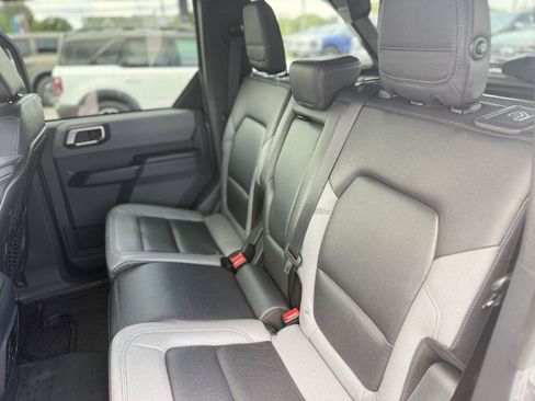 Used 2024 Ford Bronco Big Bend AWD/4WD image 8