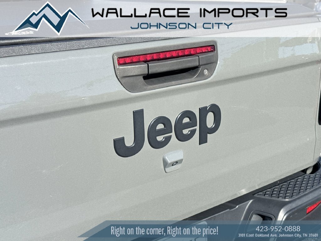 Used 2020 Jeep Gladiator Sport AWD/4WD image 10
