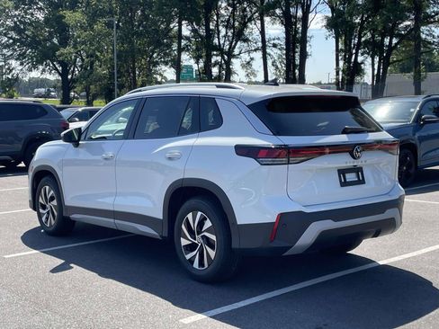 New 2026 Volkswagen Tiguan S FWD image 5