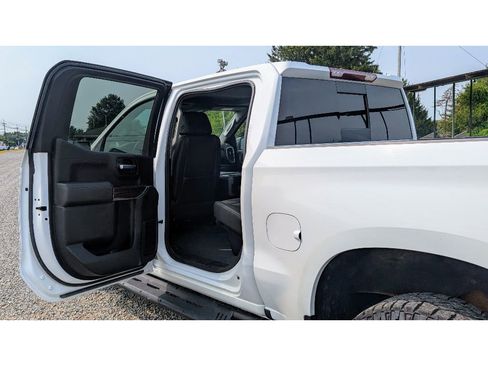 Used 2020 Chevrolet Silverado 1500 LT Trail Boss image 10