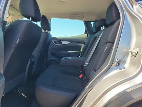 Used 2021 Nissan Rogue Sport S FWD image 10