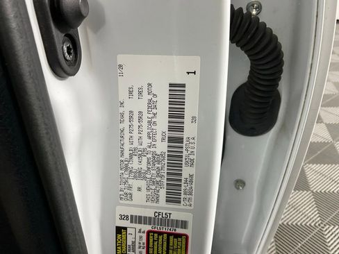 Used 2021 Toyota Tundra Limited w/ Limited Premium Package image 27