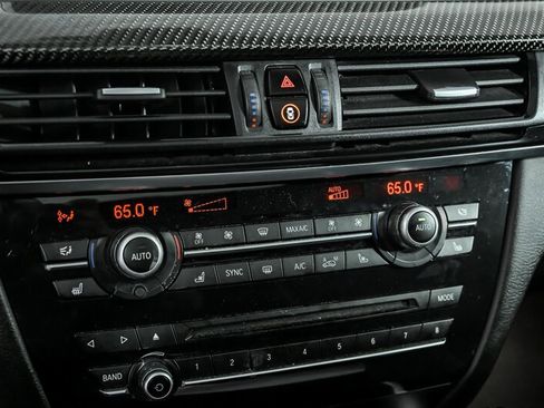 Used 2017 BMW X5 M image 32