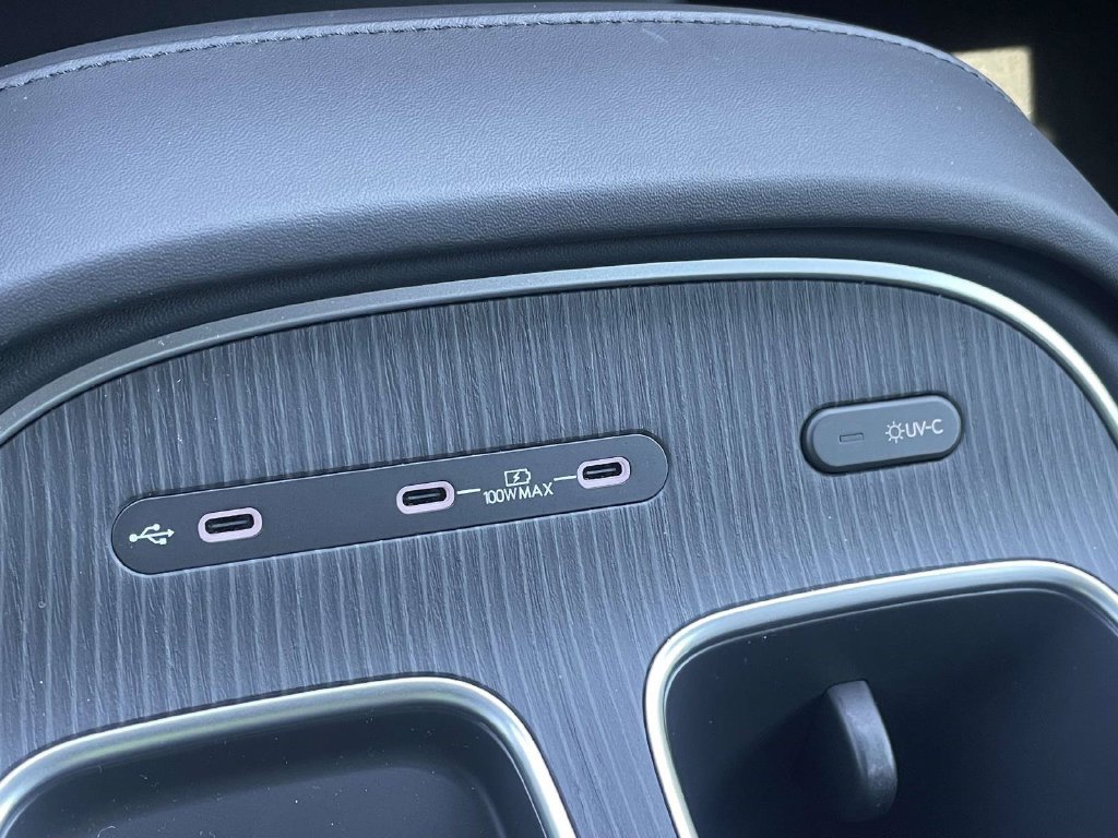 Certified 2026 Hyundai Palisade Calligraphy AWD/4WD image 9