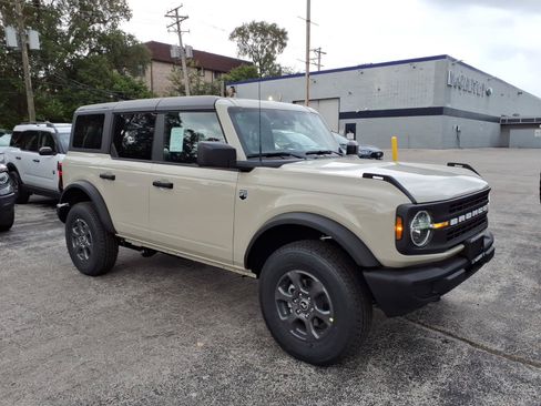 New 2026 Ford Bronco Big Bend AWD/4WD image 1