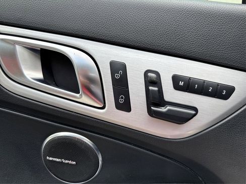 Used 2013 Mercedes-Benz SLK 250 image 51