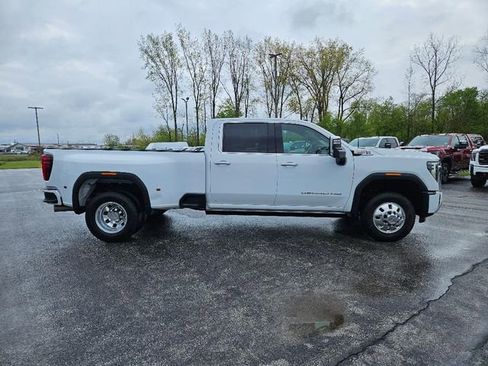 Used 2026 GMC Sierra 3500 Denali w/ Denali Reserve Package AWD/4WD image 6