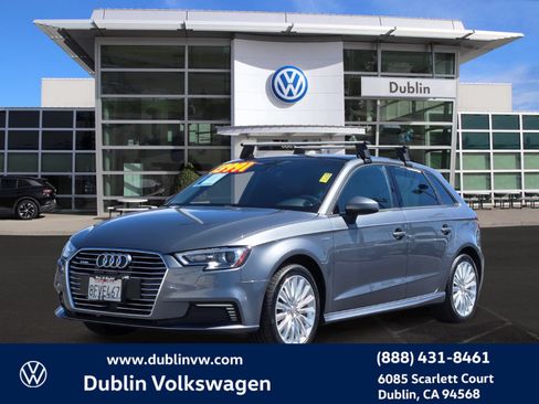Used 2018 Audi A3 e-tron Premium FWD image 8