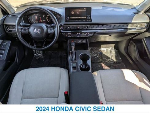 Certified 2024 Honda Civic EX image 21