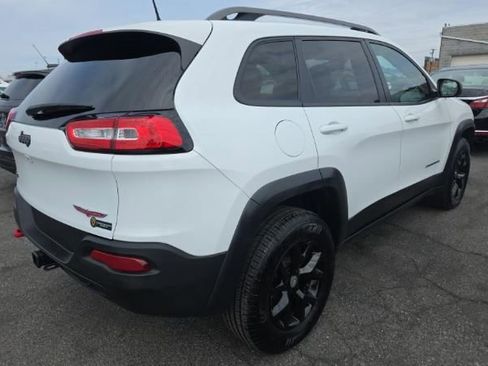 Used 2016 Jeep Cherokee Trailhawk w/ Cold Weather Group image 2