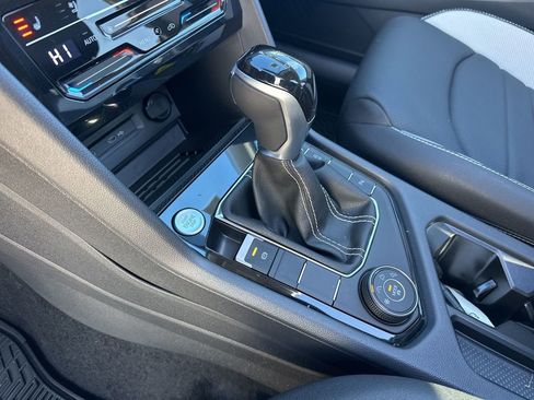 New 2026 Volkswagen Taos SEL image 26