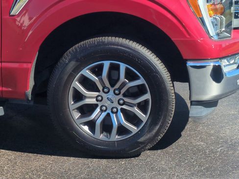 Used 2021 Ford F150 Lariat w/ Equipment Group 501A Mid image 10