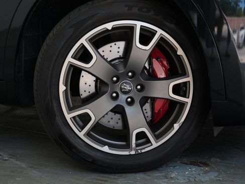 Used 2022 Maserati Levante Modena AWD/4WD image 4