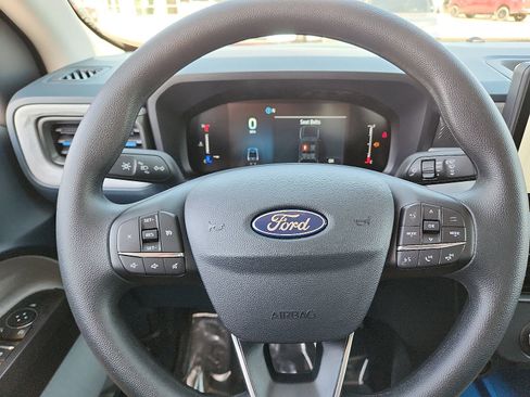New 2026 Ford Maverick XLT image 19